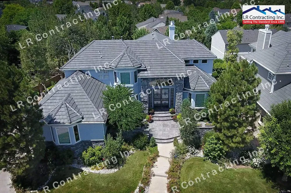 Slide of LR Contracting