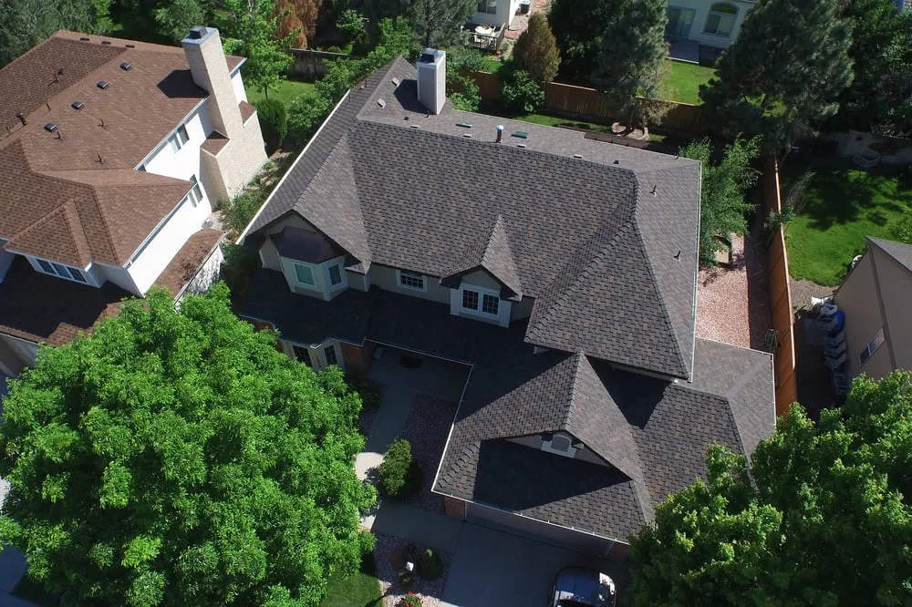 Slide of LR Contracting