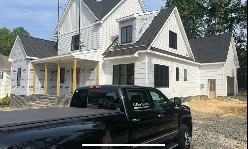 Slide of L&R Home Improvement