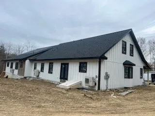 Slide of LRG Construction & Service