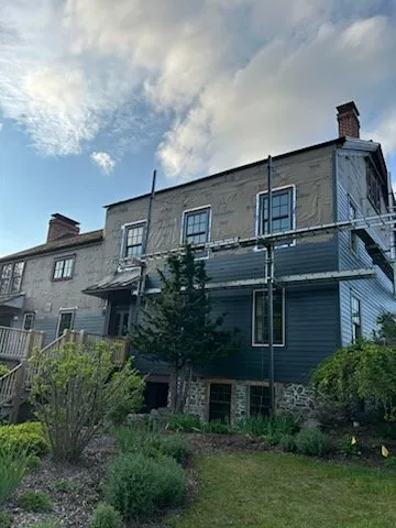 Slide of LRG Construction & Service