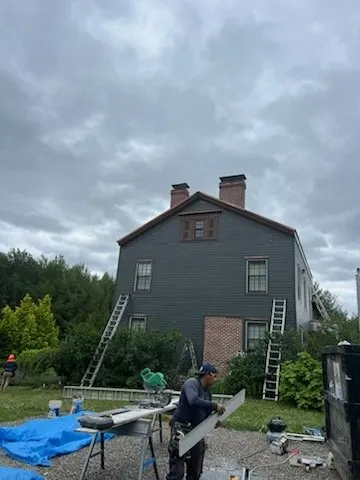 Slide of LRG Construction & Service