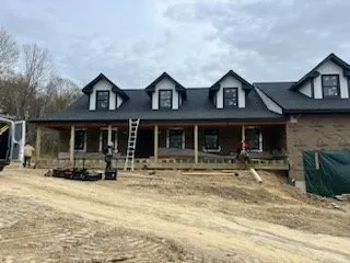 Slide of LRG Construction & Service