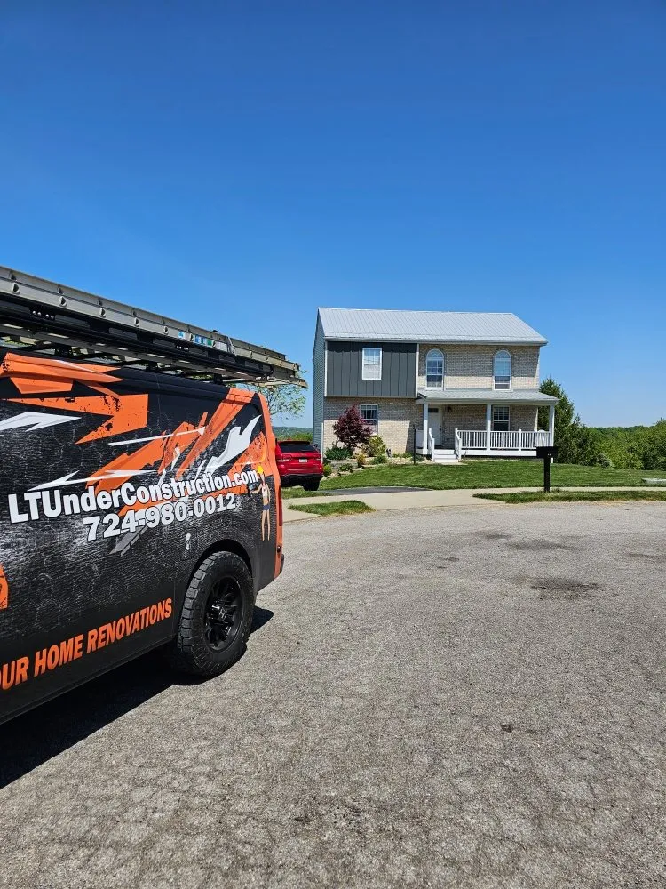 Expert residential roofing service in Rogers, OH - LT Construction