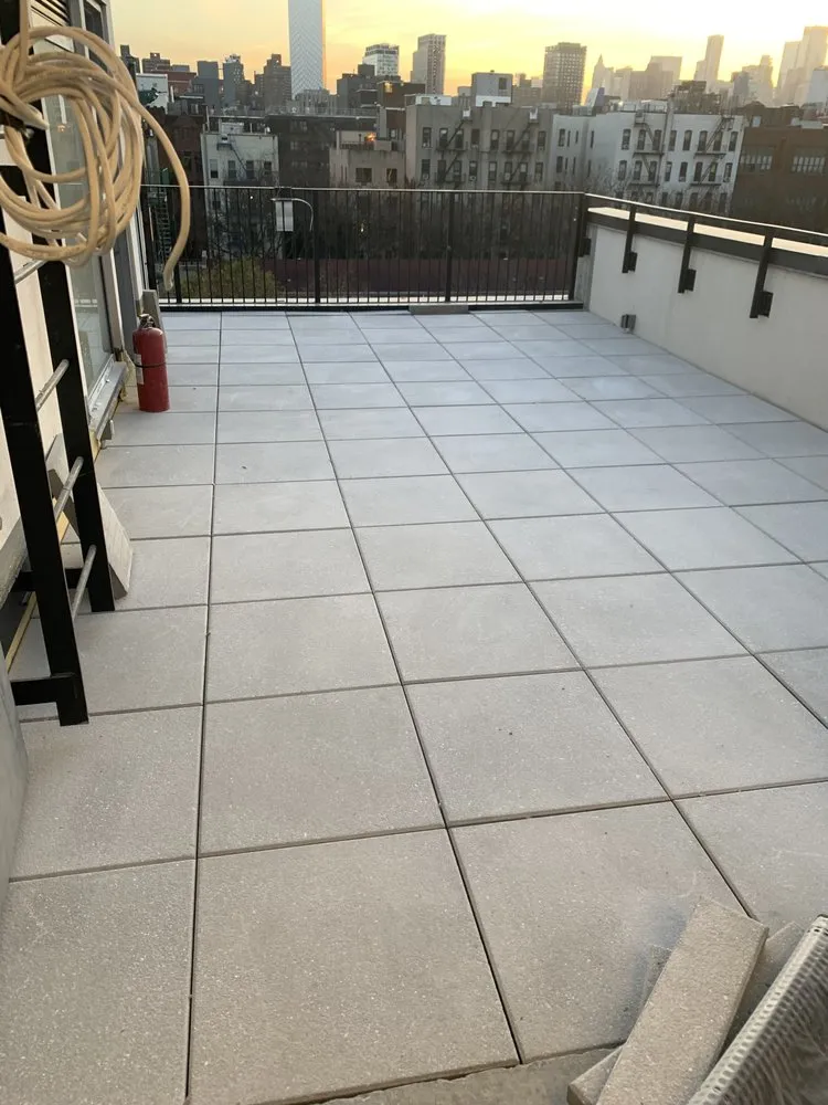 Slide of Luan Builders