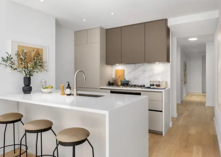 Slide of Luan Builders