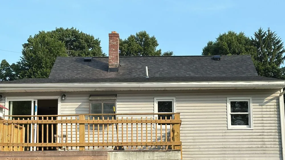 Slide of Luan General Contractor