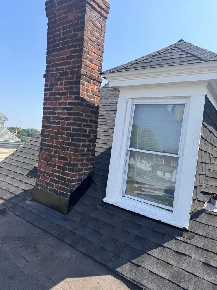 Slide of Luan General Contractor