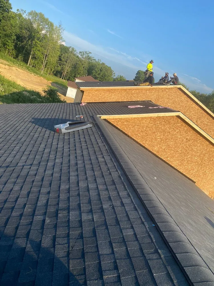 Slide of Luan General Contractor