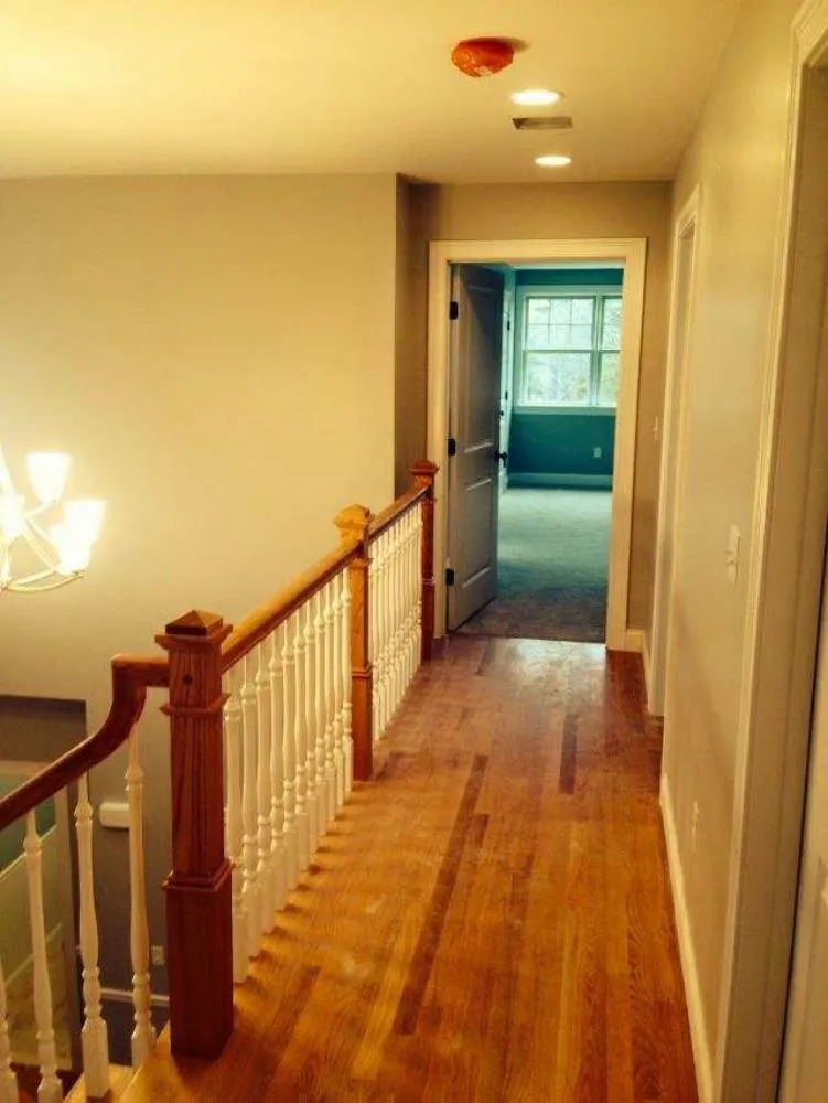 Slide of Lucas Medeiros Construction