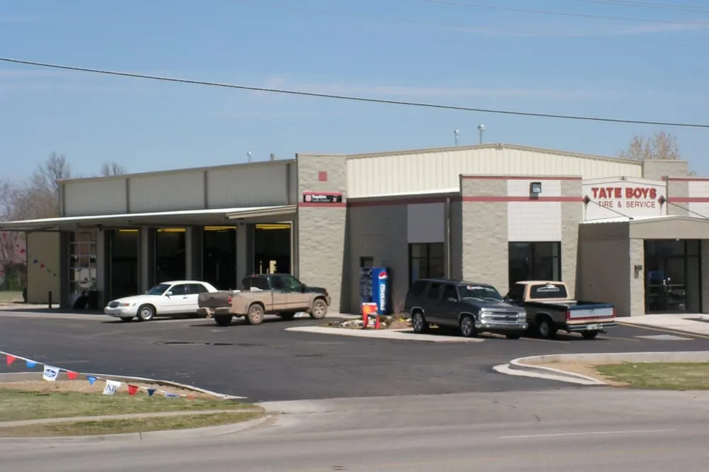 Professional roof repair near you in Ochelata, OK by Lucas Metal Works
