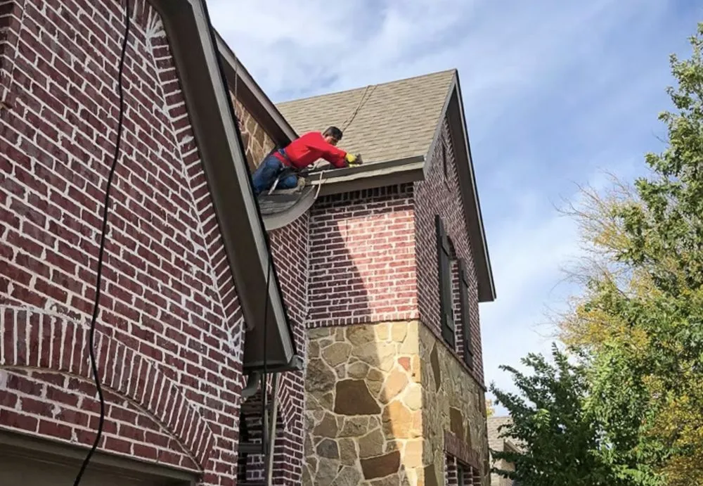 Slide of Lucas Roofing