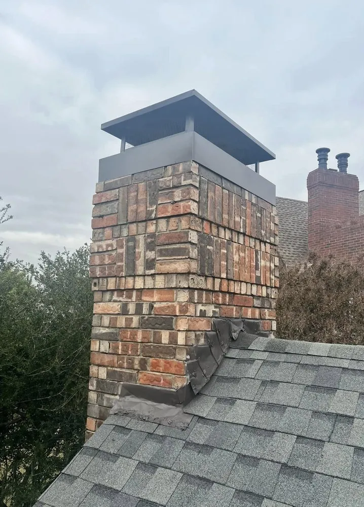 Slide of Lucas Roofing