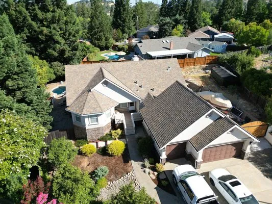 Lucero's Roofing Logo