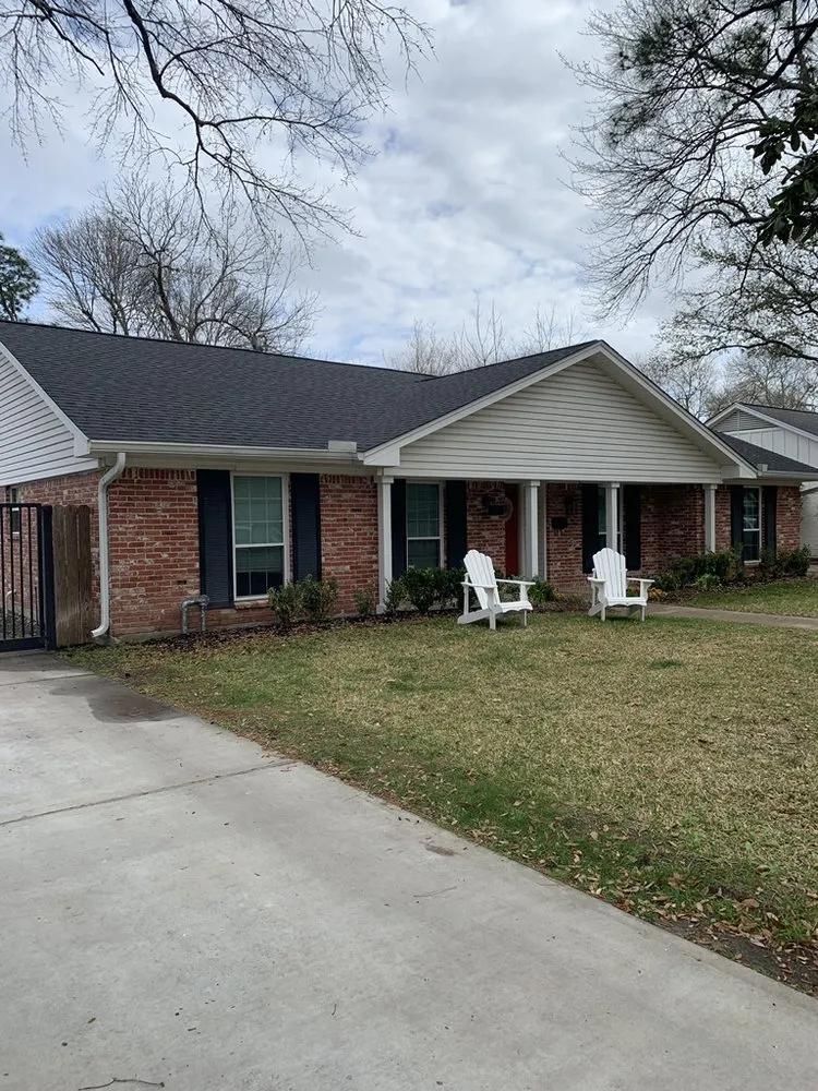 Slide of Lucid Services