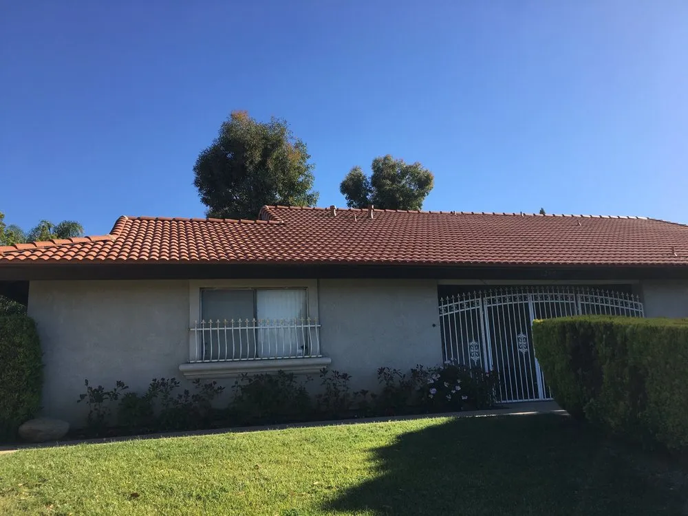 Slide of Luckett Roofing