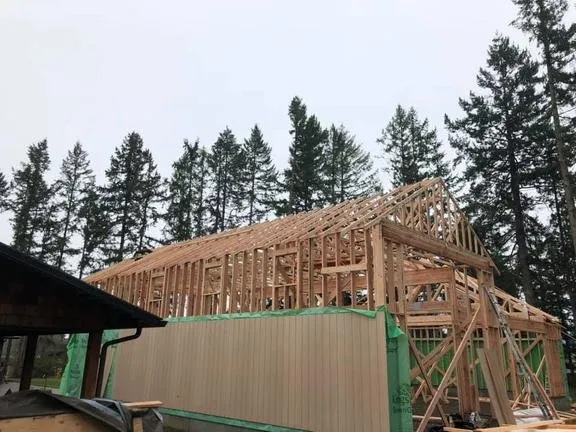 Slide of Lucky Builders