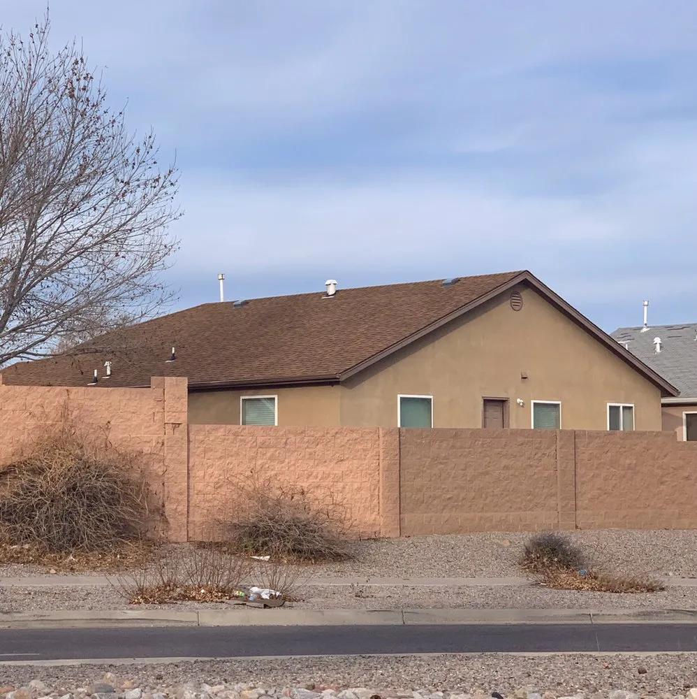 Slide of Luckys Roofing And Construction