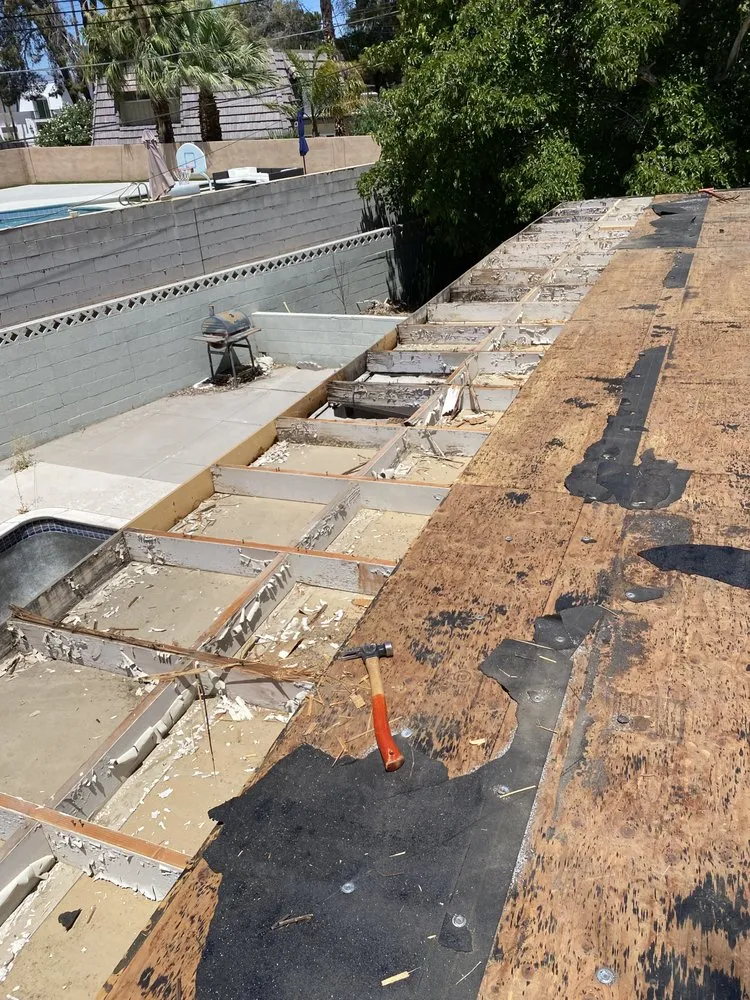 Slide of Lugo Builds