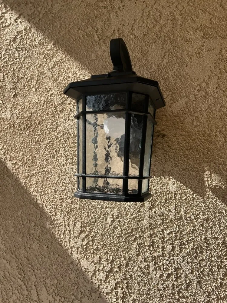 Slide of Lugo's Handyman Services