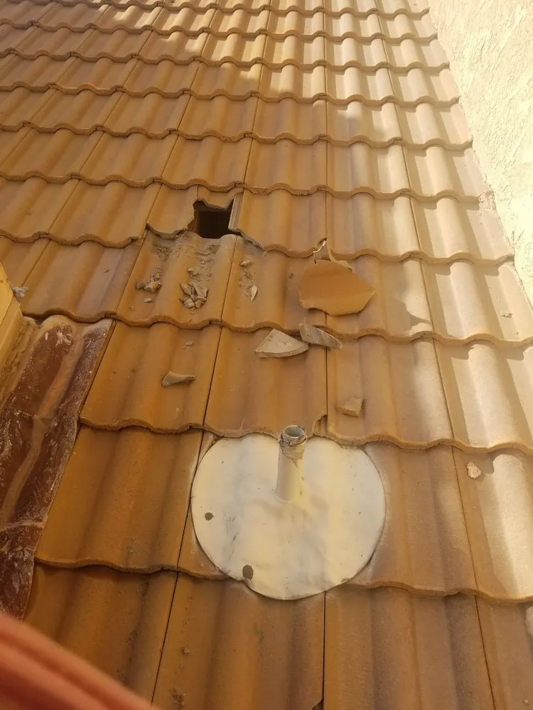 Slide of Lugo's Handyman Services