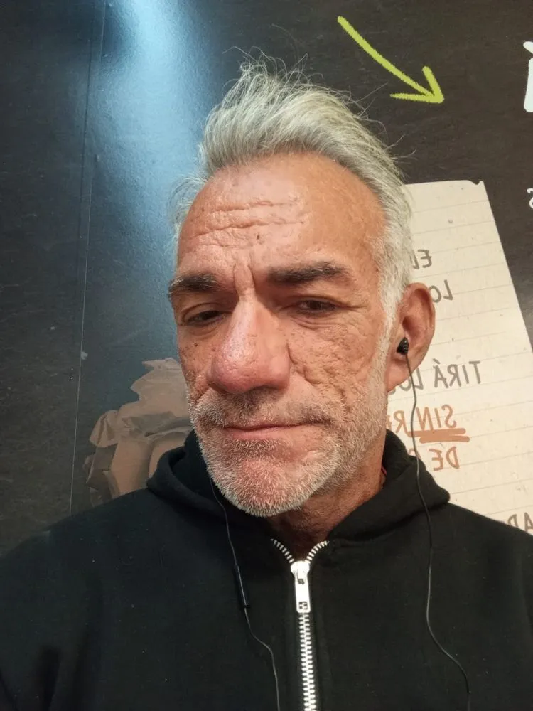 Slide of Luiggi Carpenter