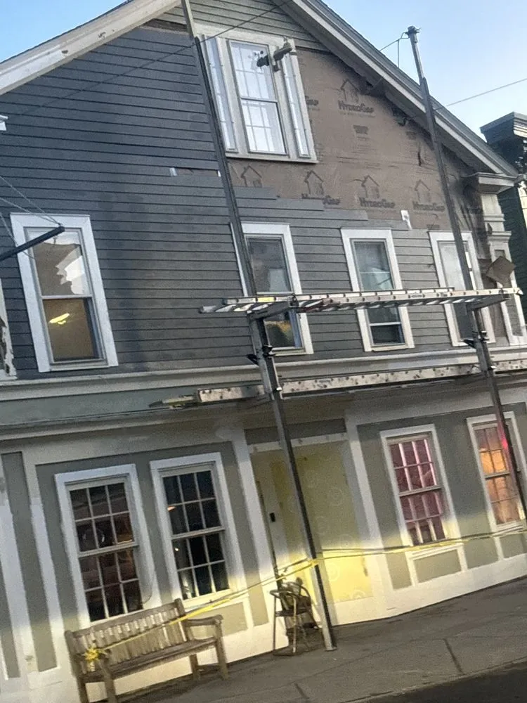 Slide of LUII&P Home Improvement