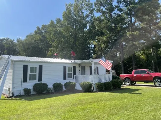 Luis & Son Roofing Logo