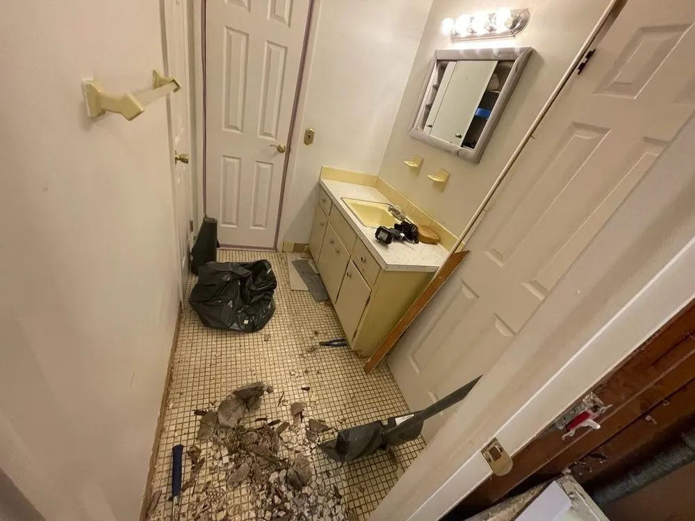 Slide of Luis Balan Construction