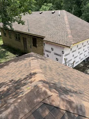 Luis Construction Logo