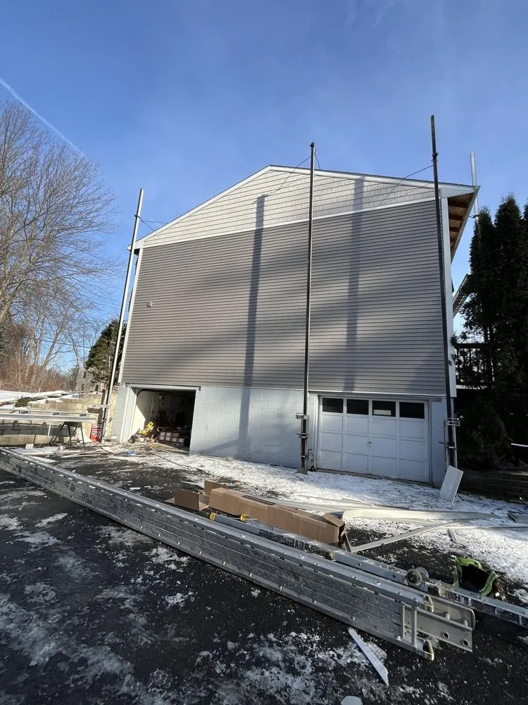 Slide of Luis General Construction