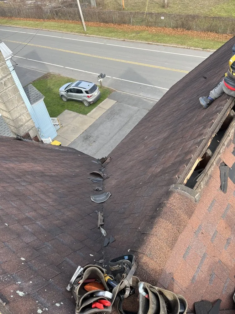 Slide of Luis General Construction