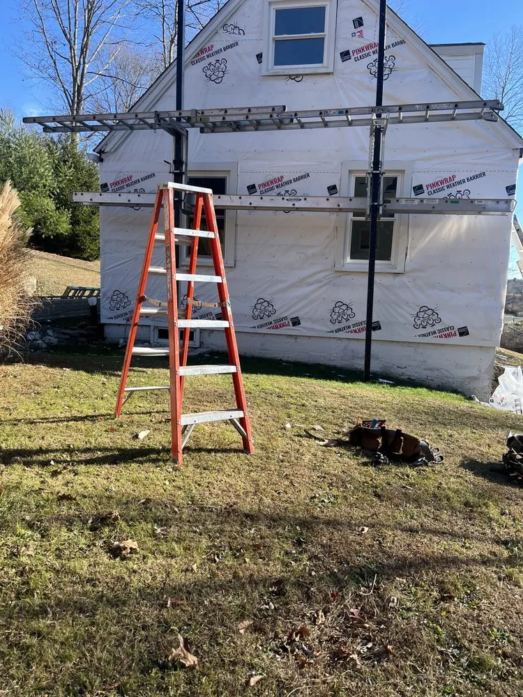 Slide of Luis General Construction