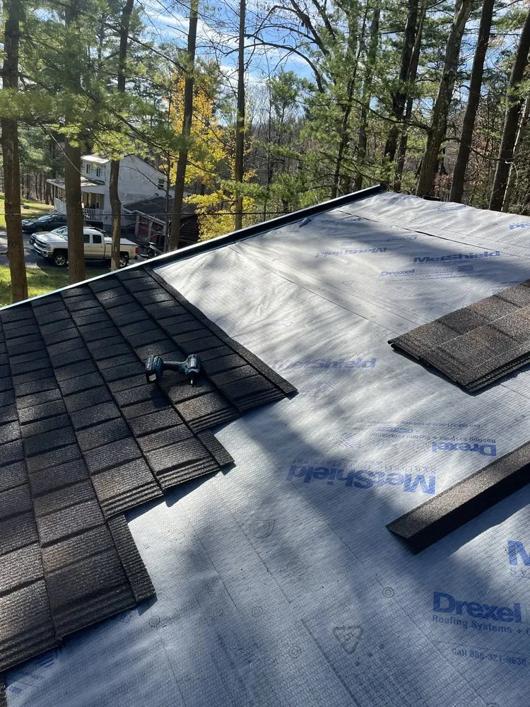 Slide of Luis General Construction