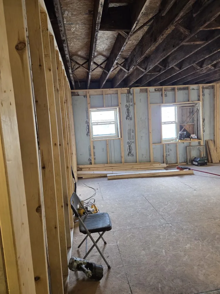 Slide of Luis huilca construction