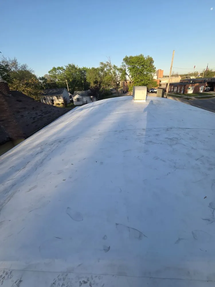 Slide of Luis huilca construction