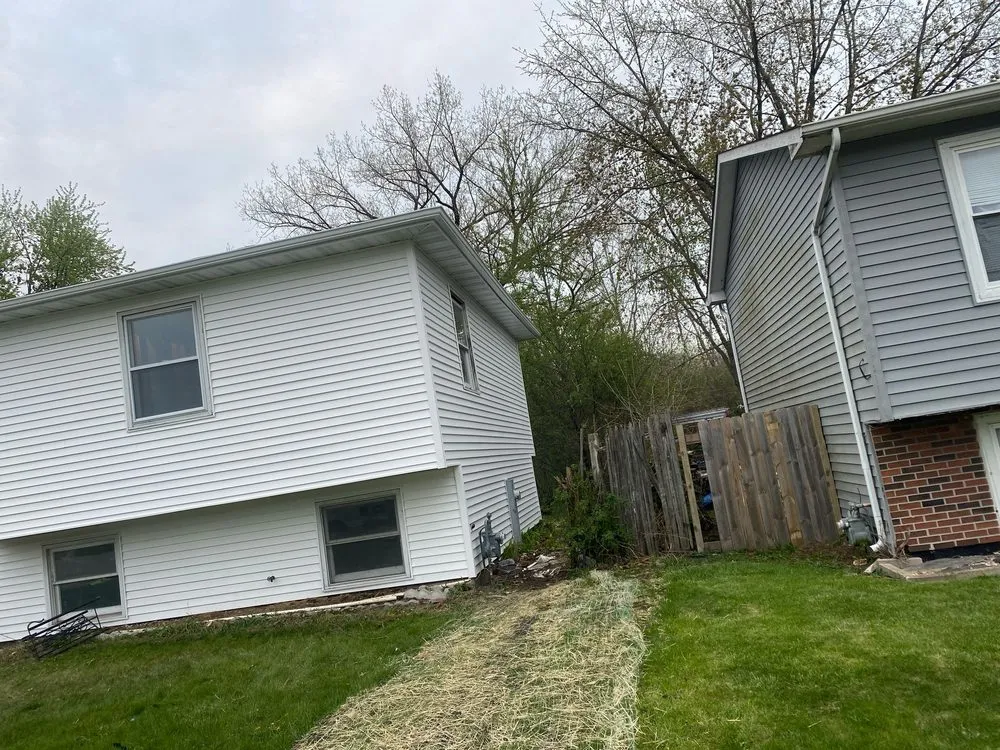 Slide of Luis huilca construction