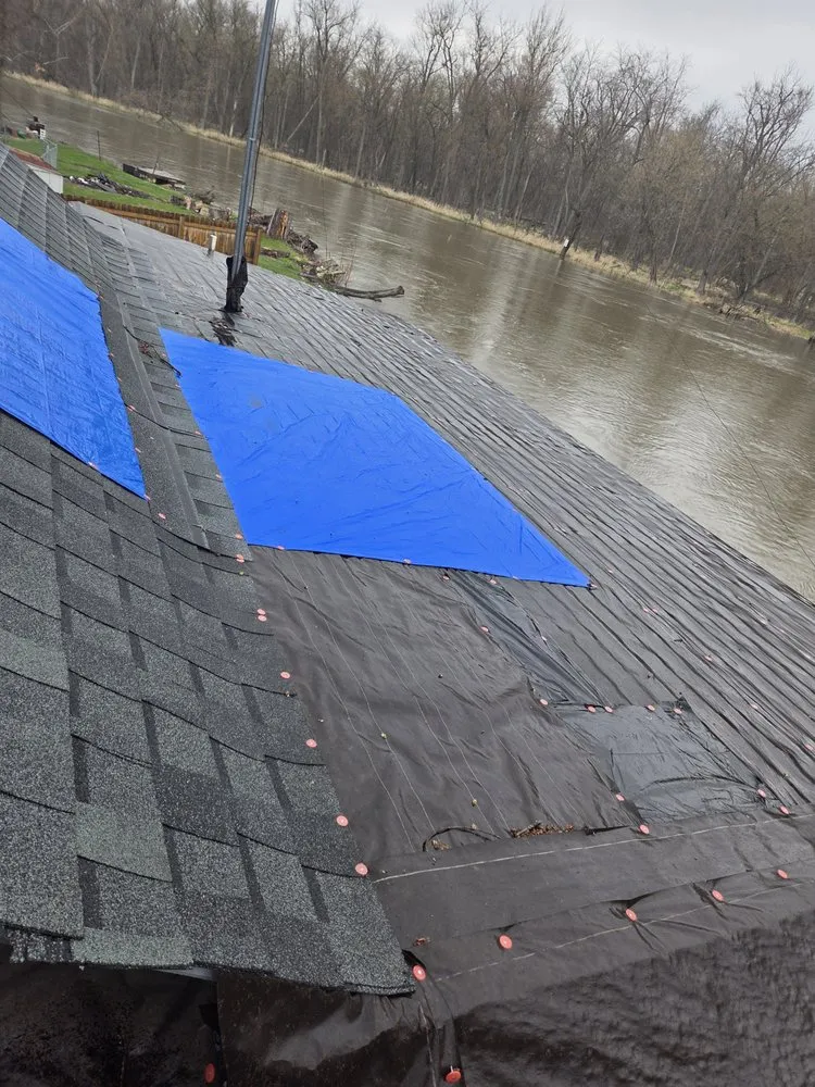 Slide of Luis huilca construction