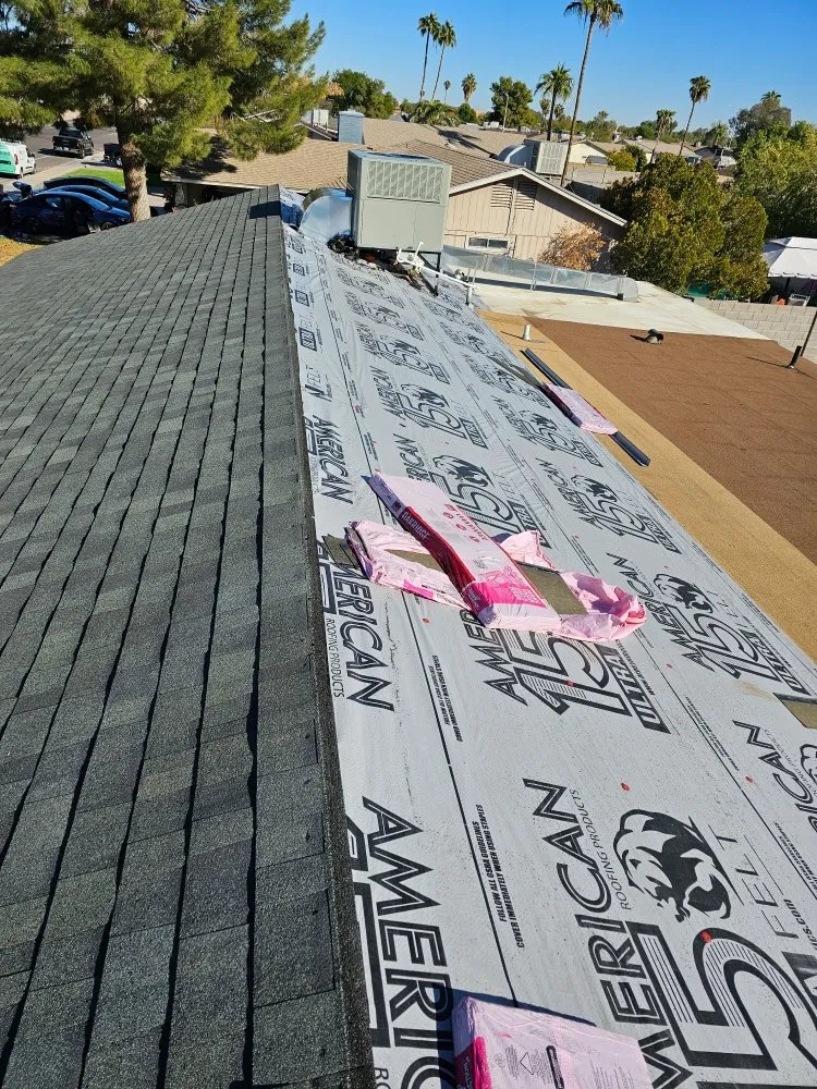 Slide of Luis Martinez Roofing