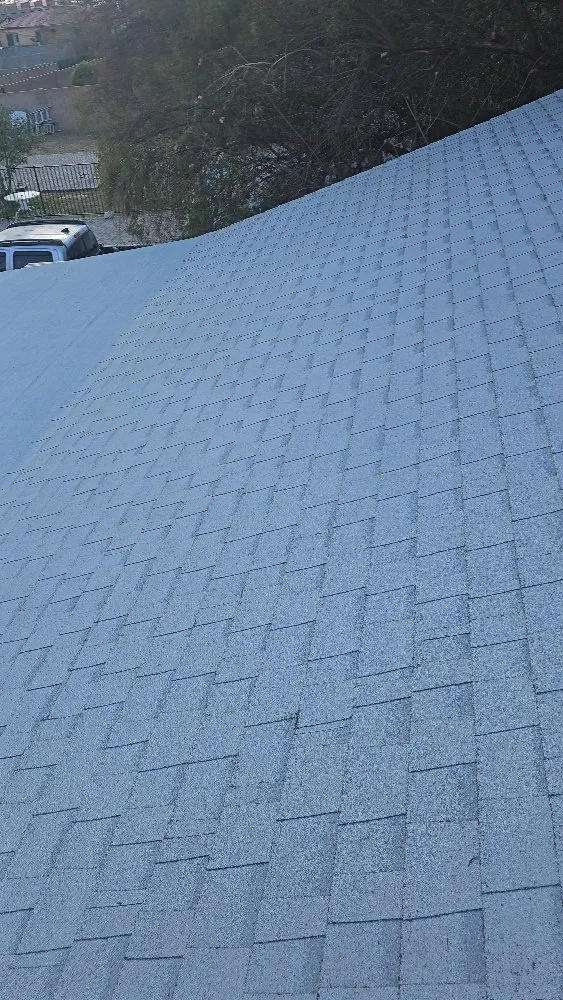 Slide of Luis Martinez Roofing