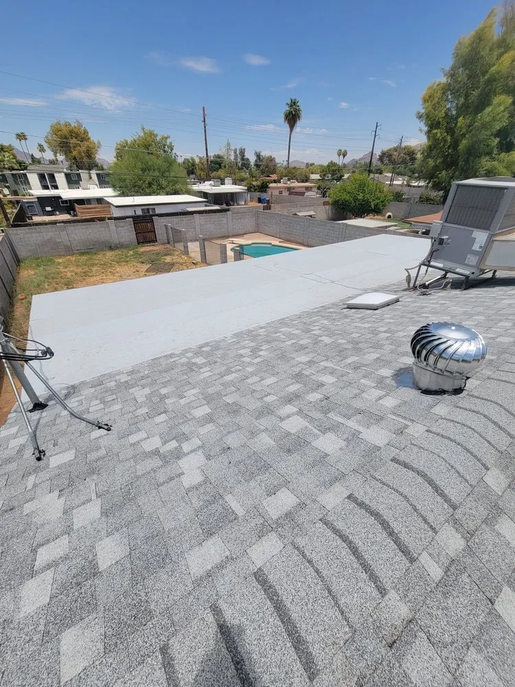 Slide of Luis Martinez Roofing