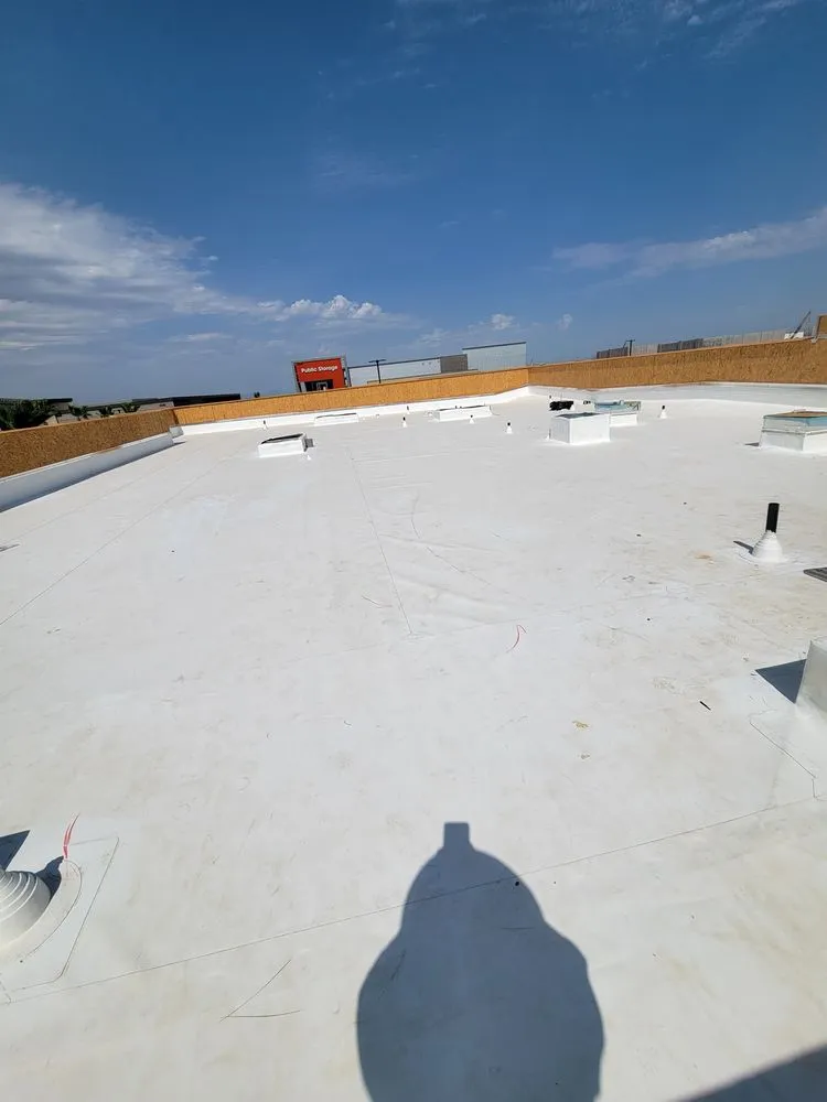 Slide of Luis Martinez Roofing