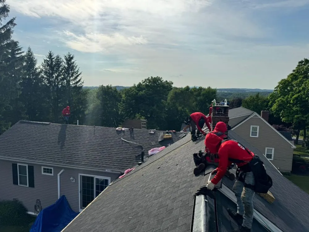 Slide of Luis Martinez Roofing