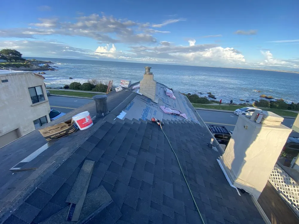 Slide of Luis Roofing