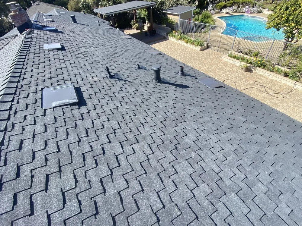 Slide of Luis Roofing