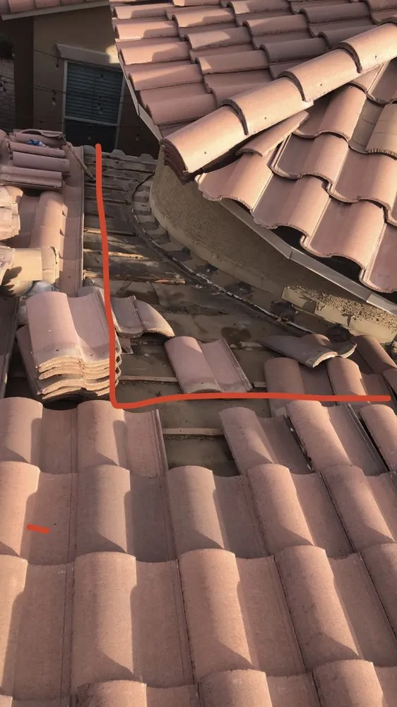 Slide of Luis’s roofing & painting