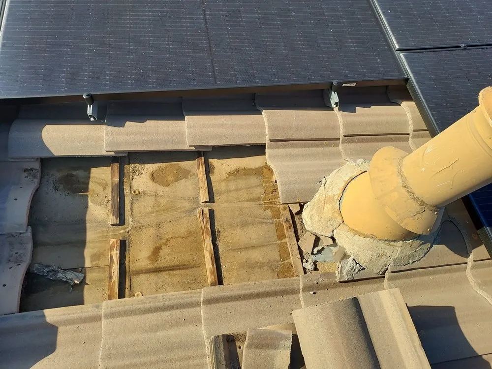 Slide of Luis’s roofing & painting