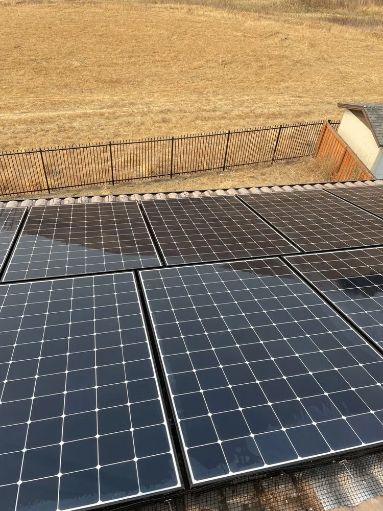 Slide of Lukas Pigeon Removal & Gutter Cleaning