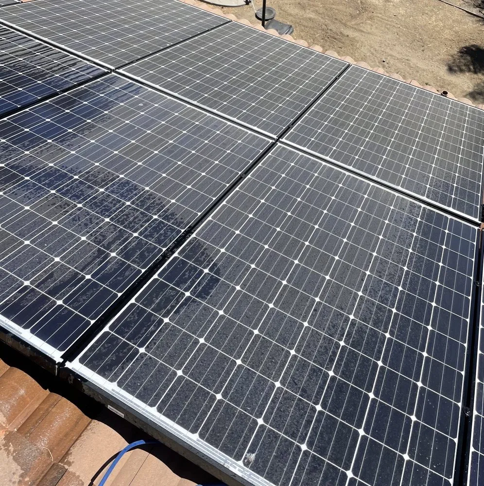 Slide of Lukas Pigeon Removal & Gutter Cleaning