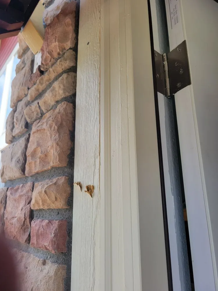 Slide of Lumin General Contractors